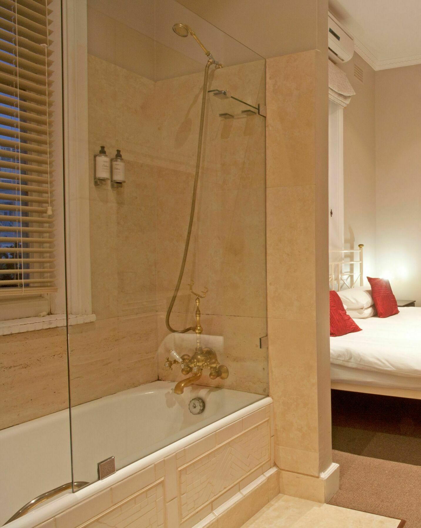 Amoris Guest House-Sea Point Кейптаун Екстериор снимка